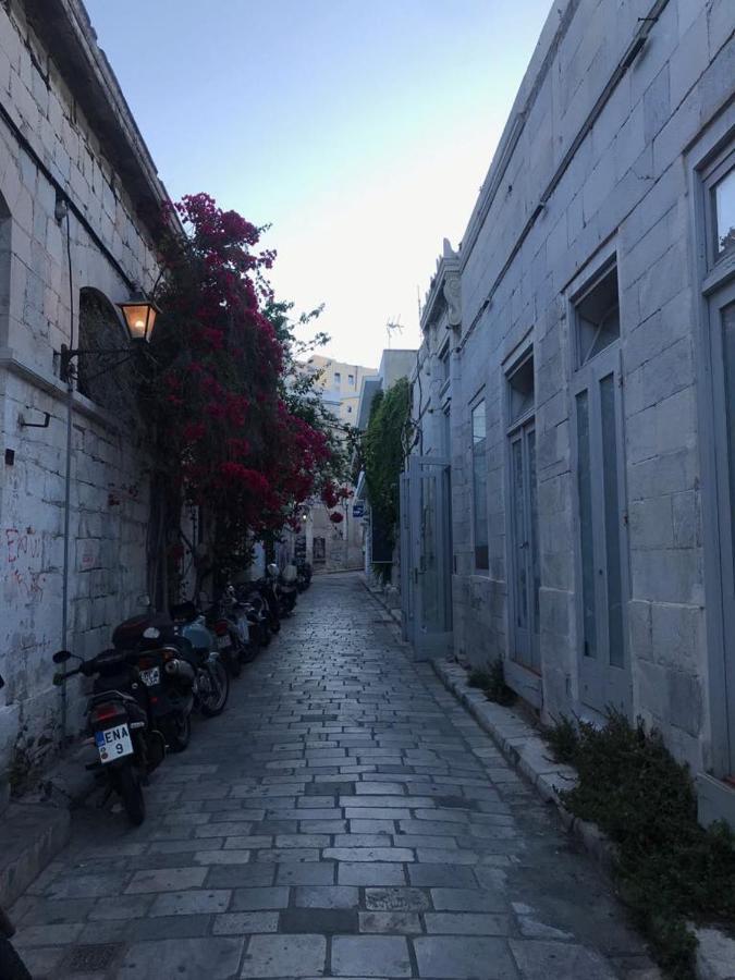 Molly'S House Apartment Ermoupoli Exterior photo